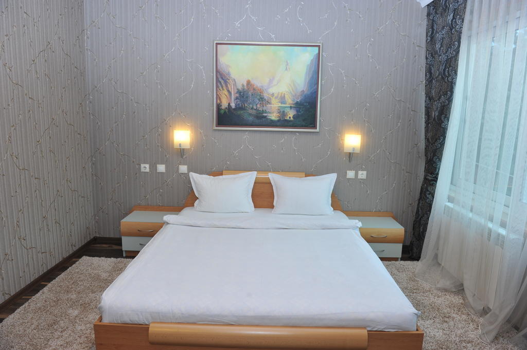 סנדנסקי Eros Motel חדר תמונה